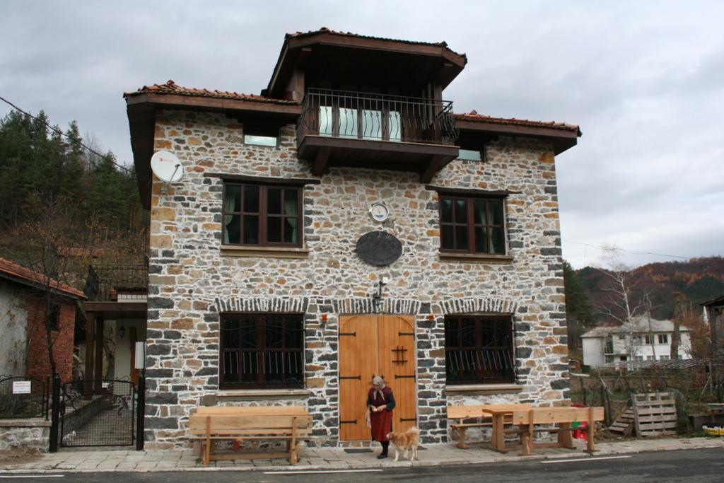 Guest House The Jolly House Arda  Kültér fotó