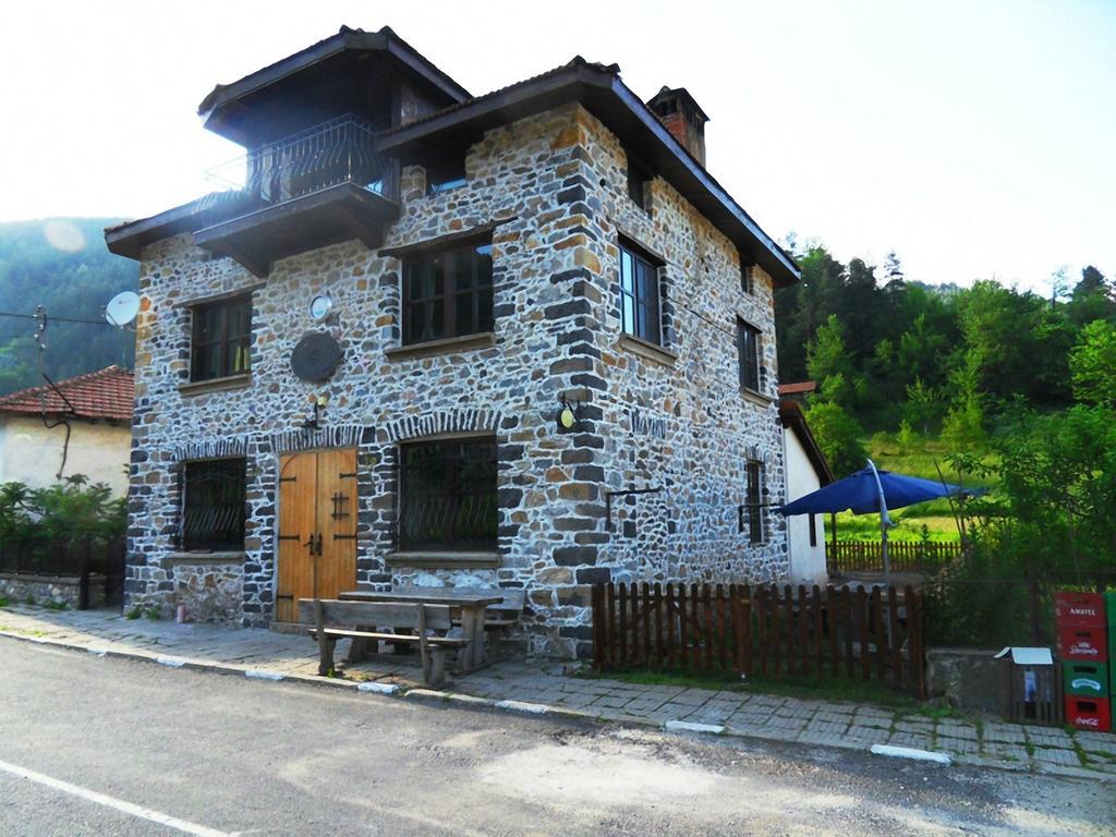 Guest House The Jolly House Arda  Kültér fotó